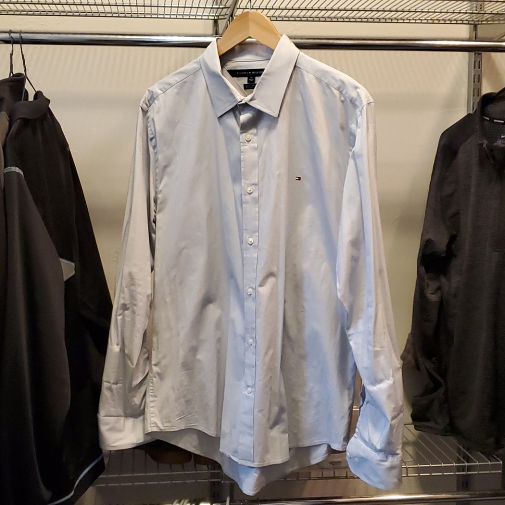 Tommy Hilfiger men's button down shirt